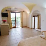 Pedra Santa Hotel