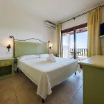 Pedra Santa Hotel 4*