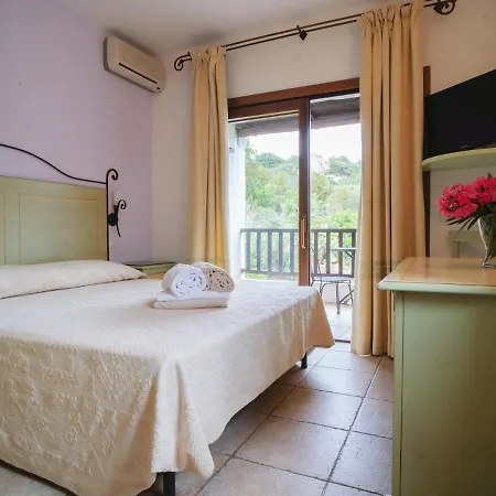 Pedra Santa Hotel Baia Sardinia